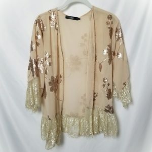 BKE Boutique Kimono Sheer Lace Gold-size SMALL